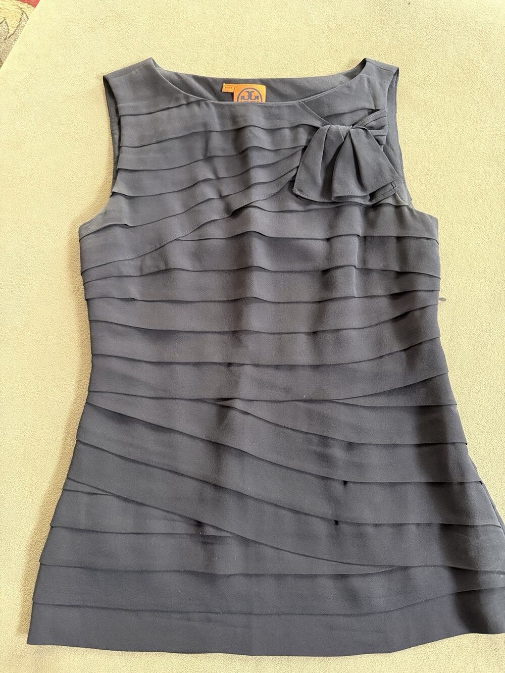 Tory Burch Sleeveless Bow Blouse 100% Silk Size 4